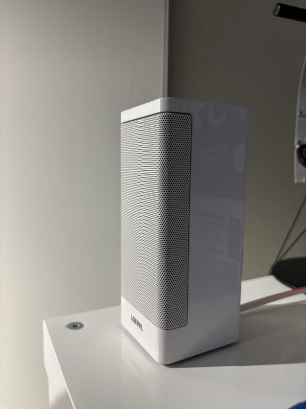 Loewe Individual 55 mit Sourround Sound System und BluRay Player – Bild 3